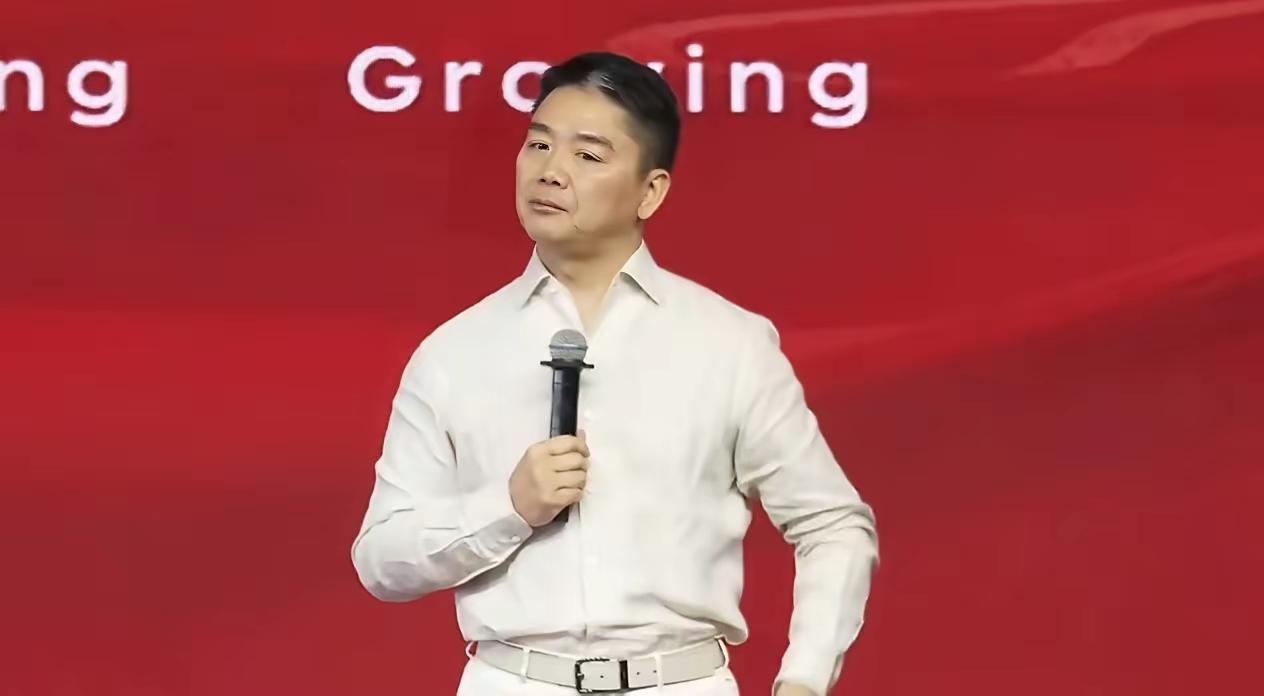 刘强东这段内部讲话一出来，快递网点的兄弟群里炸了锅。有人发了段录音，背景里能听到