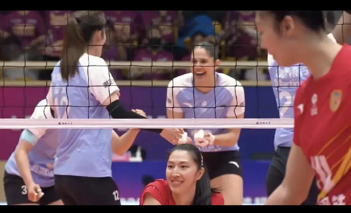 江苏女排0:3客场输给天津女排，本场比赛江苏女排进入状态慢是输球的一个因素，但不