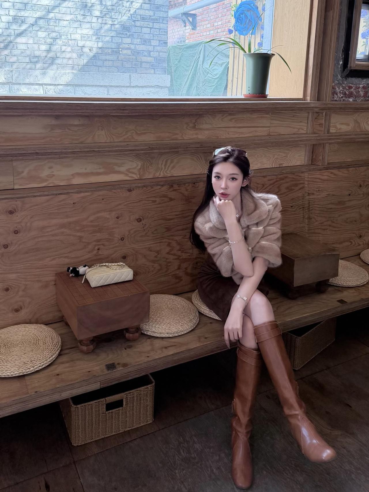 暖阳洒落，静谧时光