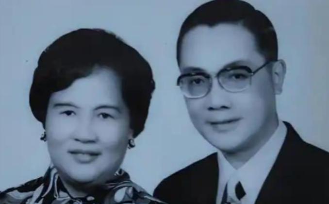 1975年6月4日，香港富都酒店的浴室内，原国民党上校张铁石用领带将自己吊死在了