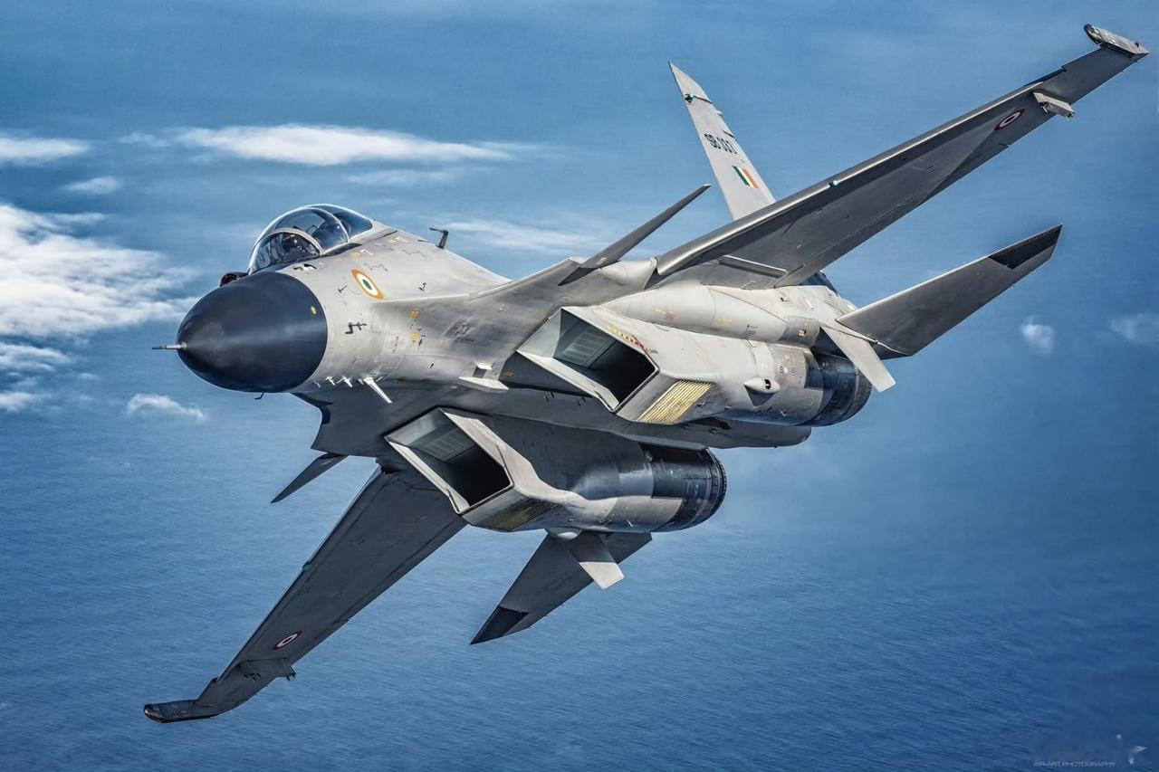 战机欣赏：摄影师Hesja拍摄的一组OCEANSKY25多国空军联演空对空摄