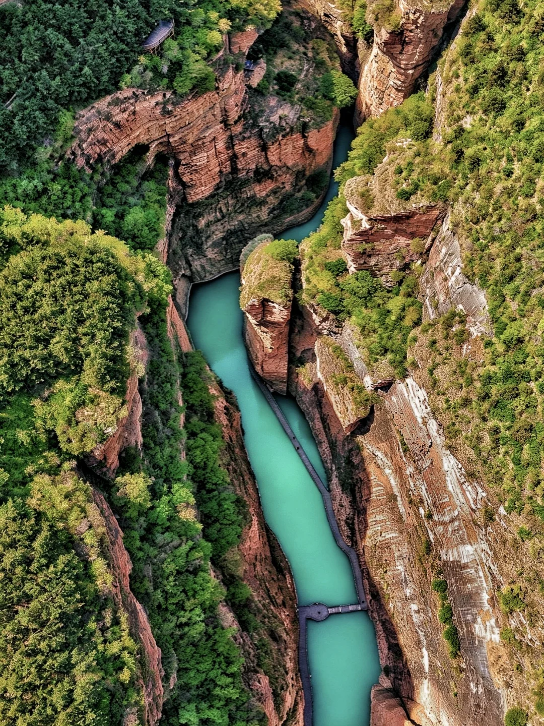 朋友圈问爆了！不在国外，山西被低估的大峡谷