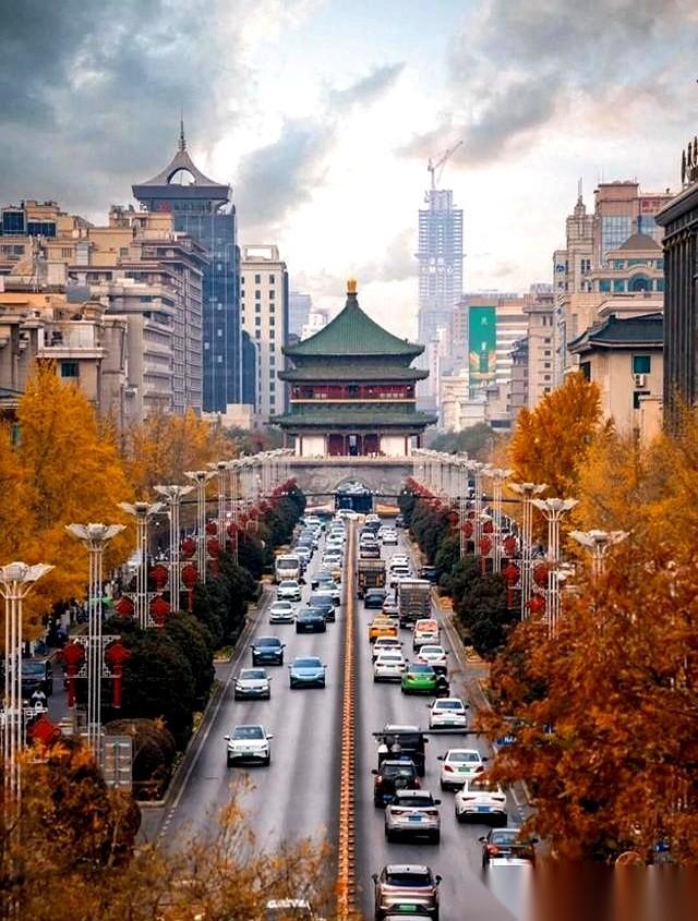 西安的“饭桌”上，就剩最后两道菜了。蓝田，周至。看先吃谁。别以为就是改个名