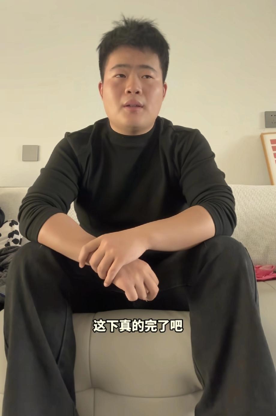 妈，我可能出不去了……”山东菏泽，25岁小伙张健在浓烟滚滚的宝塔山隧道里，给妈妈