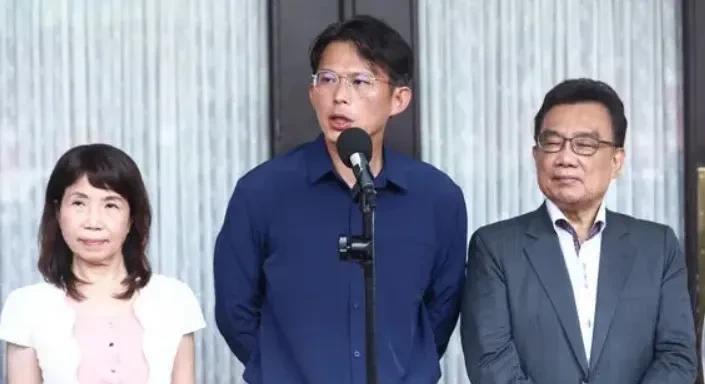 台湾省立法机构今天第二次对包括司法机构正副负责人在内的大法官人事同意权案进行投票