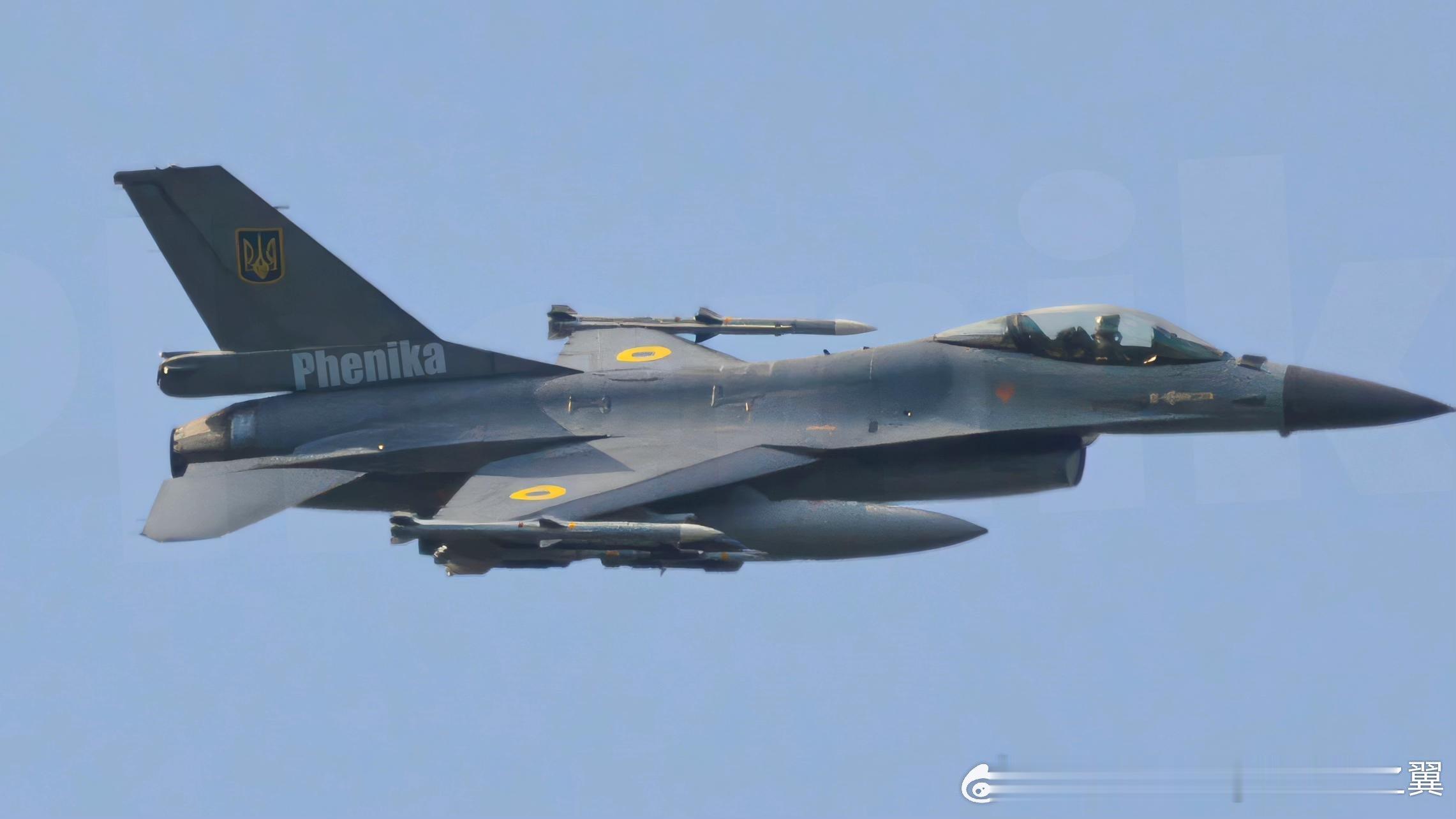 挂载GBU-39的乌军F-16AM俄乌冲突