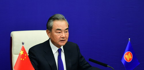 王毅或见鲁比奥，特朗普访华有戏了啥？中美关系要搞事情？特