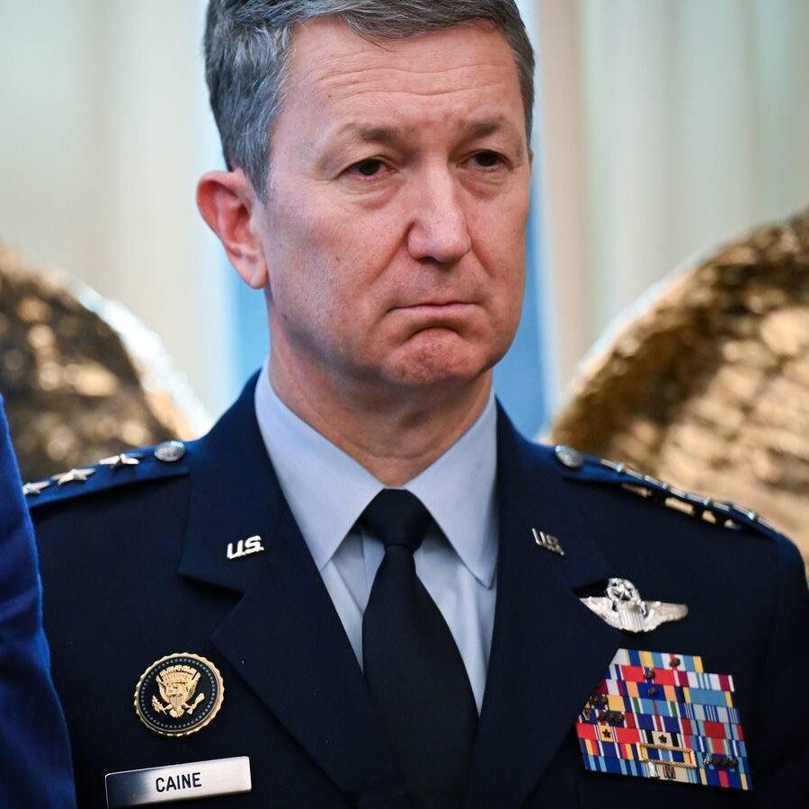 突发新闻：美国官员向《华盛顿邮报》透露：由于美军武器补给不足，目前缺乏足够的防空