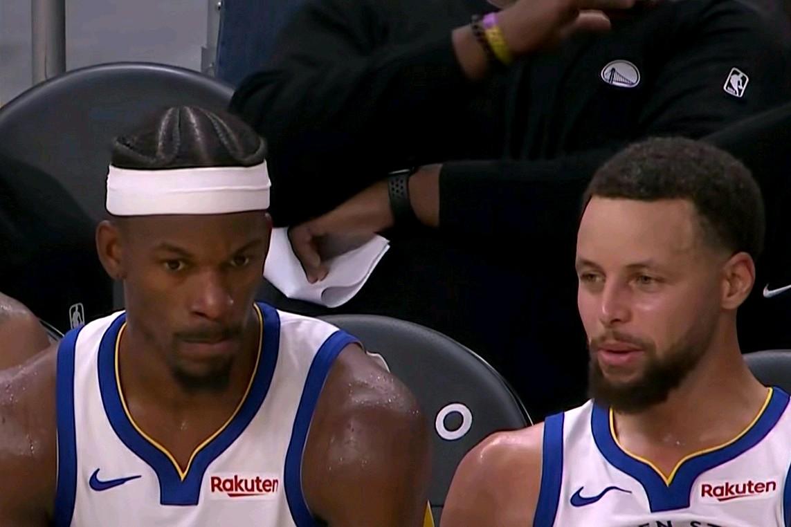 勇士惨败老鹰！2点不争的事实：1：库里巴特勒两位老同志都燃尽了自己的能量，看