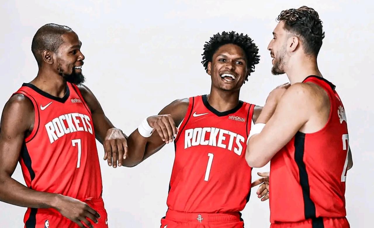 没有控卫就像没有轮子的法拉利！没有轮子再好的汽车也无法发力，不让小谢主控，