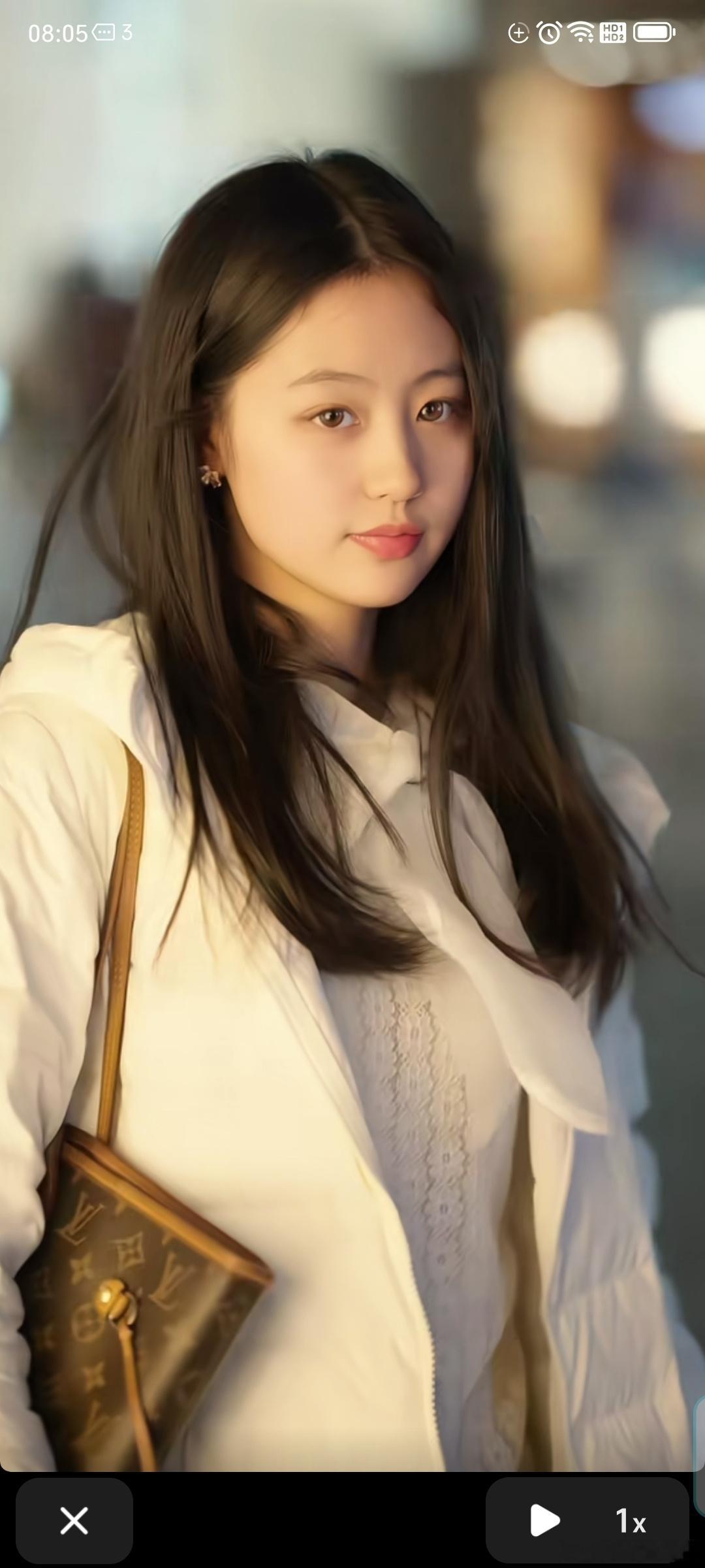 清纯女孩气质穿搭街拍