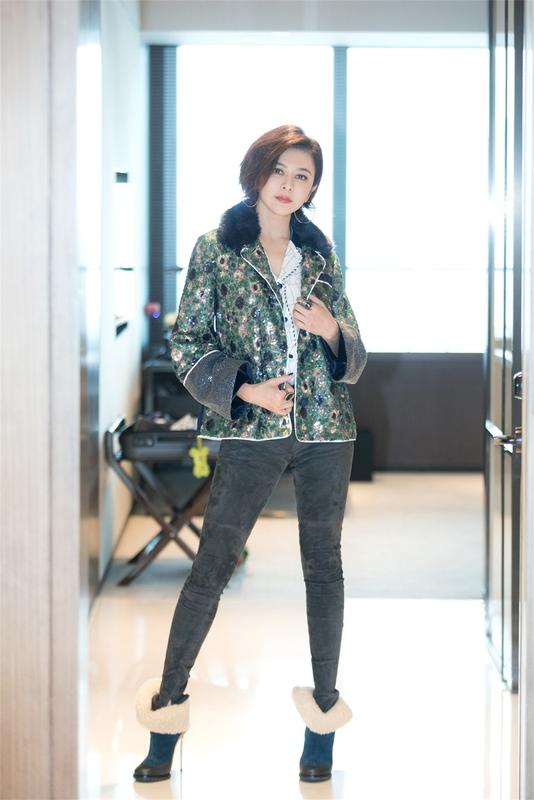 【关之琳是沈阳人吗】关之琳虽然出生在香港，但她祖籍是辽宁沈阳。