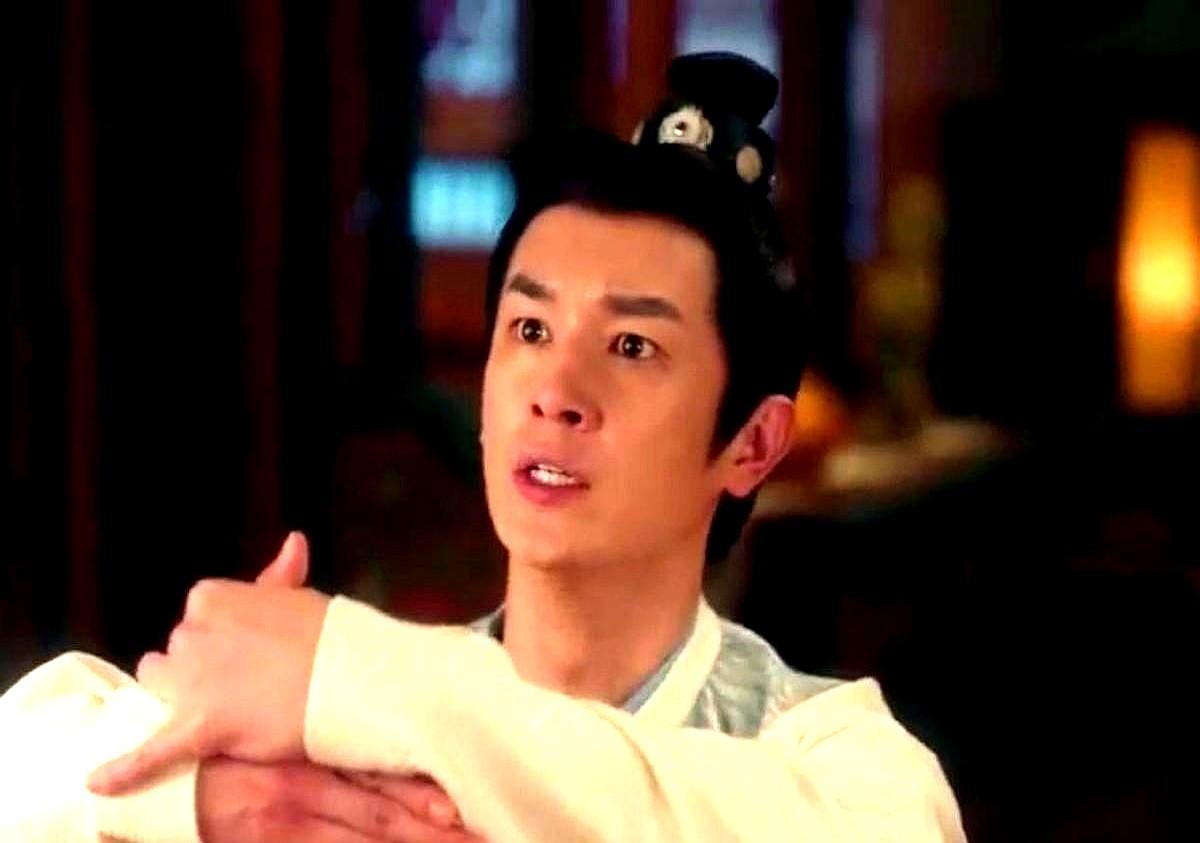 刷到《唐诡3》的结局预测，心凉了半截。说卢凌风最后会因公主倒台，被贬赴死。