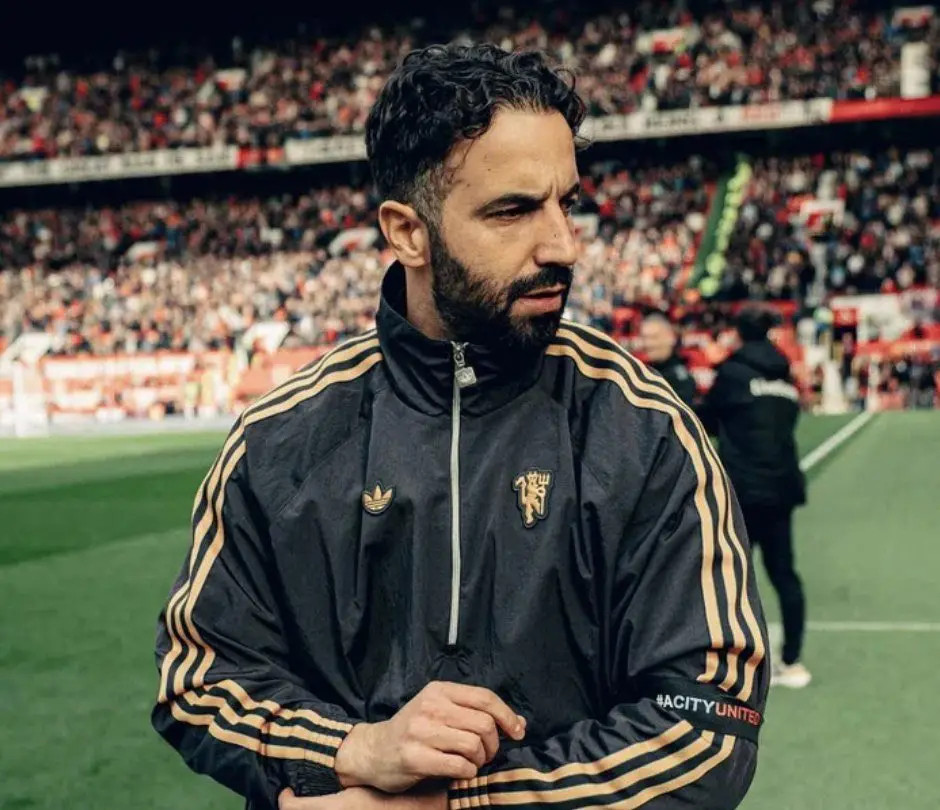 以下是鲁本·阿莫林至今在曼联的变革：—他显著提升了球员的身体素质（芒特、卢克肖