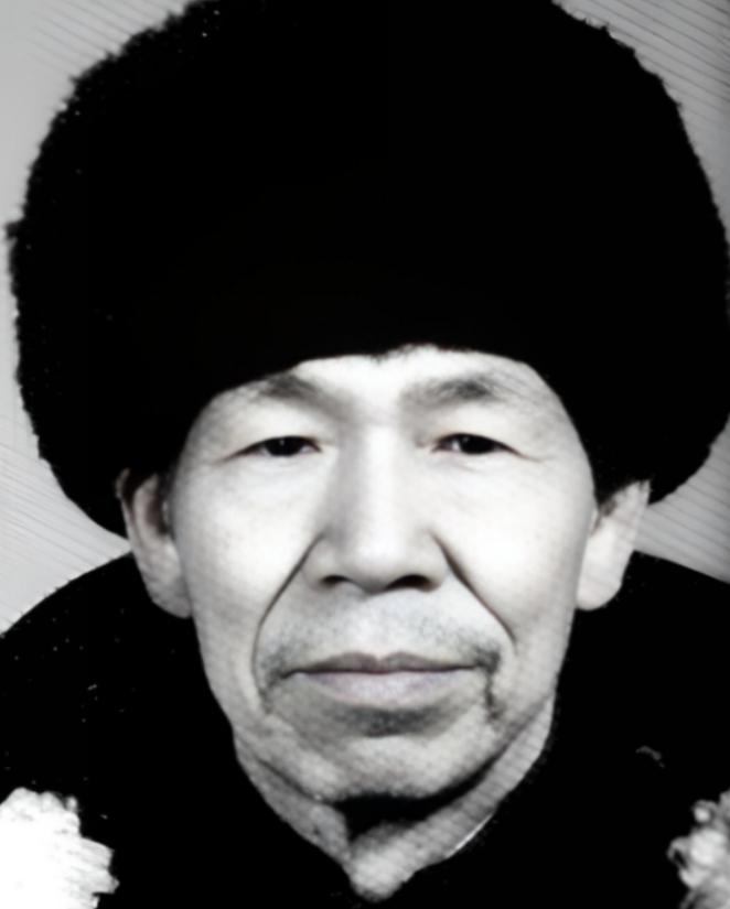 他是四川一老农，104岁离世，子女收拾他遗物时，却吓了一大跳，他没有留下任何遗产