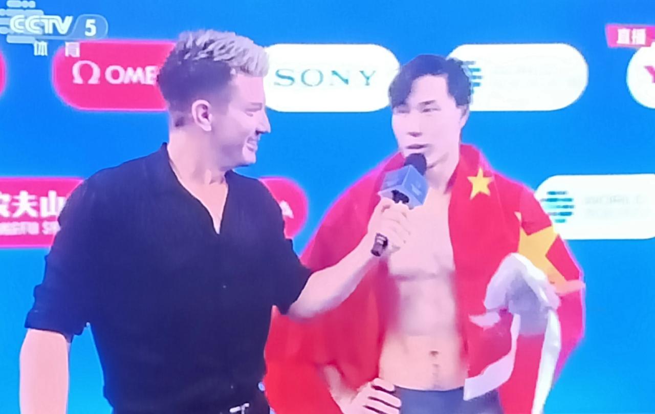 覃海洋绝对的王者。你想到了吗？覃海洋再次夺得200米蛙泳金牌，金牌的背后，是覃