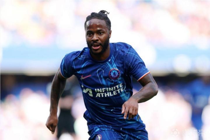 【官方：切尔西与斯特林解约，球员将即刻离队】北京时间1月29日凌晨，切尔西官方发