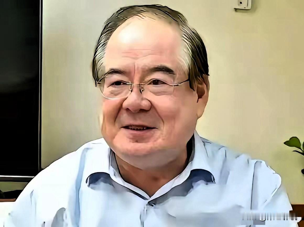 国民党副主席李乾龙说：一趟大陆行，看到真实的祖国，看到繁荣富强的祖国，国泰民安