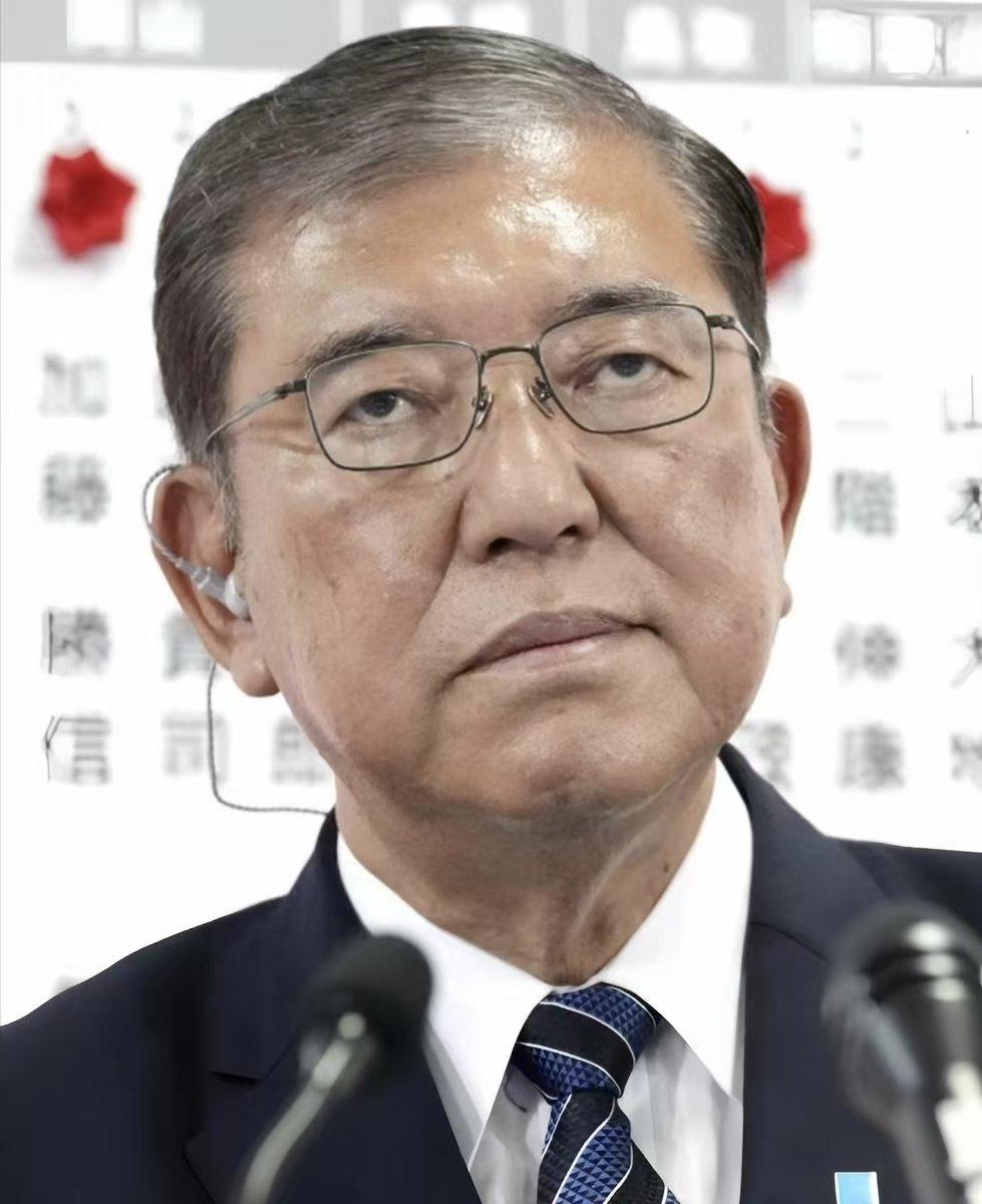 日本前首相发声12月3日，日本前首相石破茂在广播节目里公开喊话：不会再对高市早