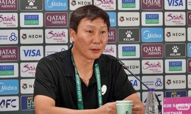 越南U23队简直神了，赛前说的三句话都实现了。越南U23这“神”