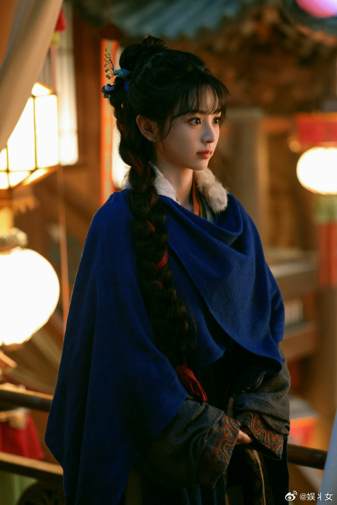 田曦薇这段完全小猫具象化我都被田曦薇给圈粉住了，这段完全是小猫来的，仅仅只要助