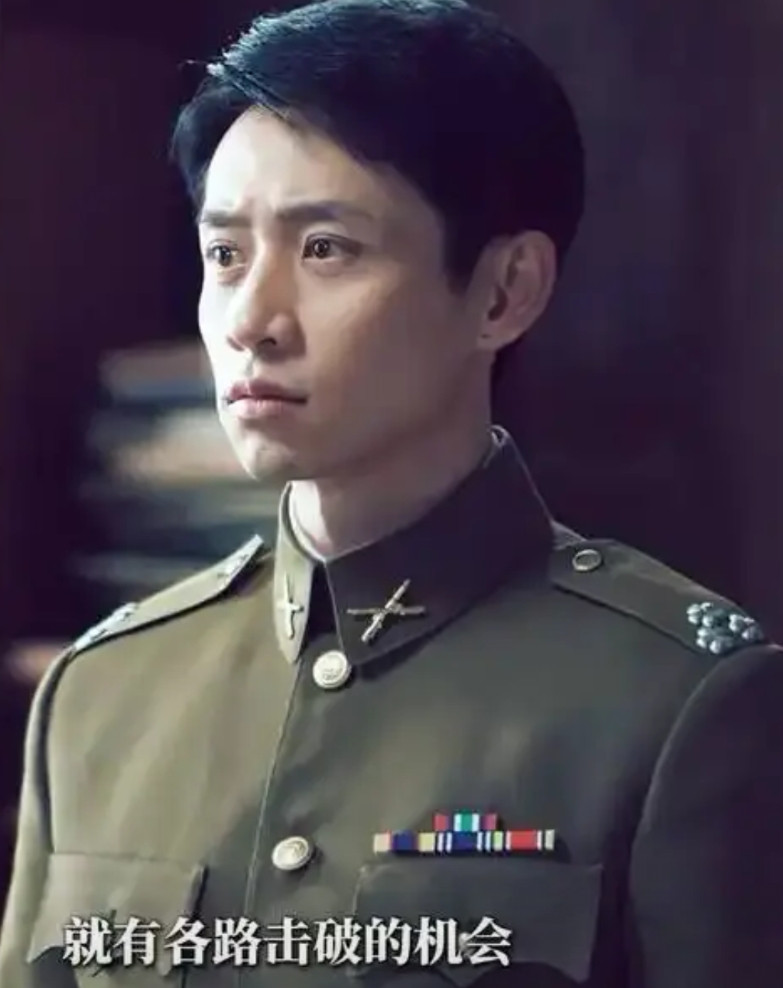 《沉默的荣耀》导演杨亚洲说：“魏晨是特别好的一个演员，很努力，从形象到内心是个特