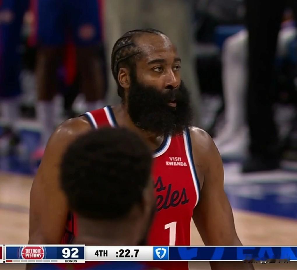 泰伦卢谈哈登：“我们需要哈登在最后阶段的表现。”“当哈登有这样强势的表现