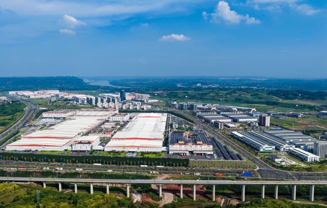 央媒看四川丨“万里长江第一城”产业焕新擦亮生态底色