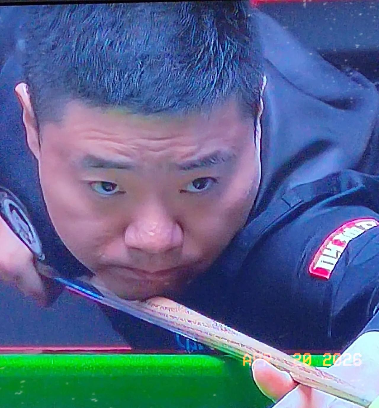 丁俊晖赢了！丁主任单杆60+，拿下第15局，总比分10-5击败“苦主”吉尔伯特