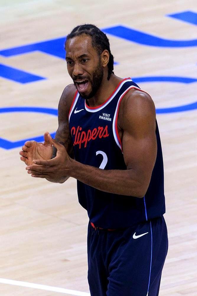 快船这两笔交易，把NBA薪资体系的脸都打肿了。26岁的加兰年薪4216万，