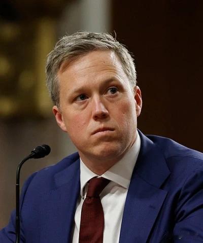 【美媒：美国陆军部长德里斯克尔与俄罗斯代表举行磋商】11月25日，CBS援