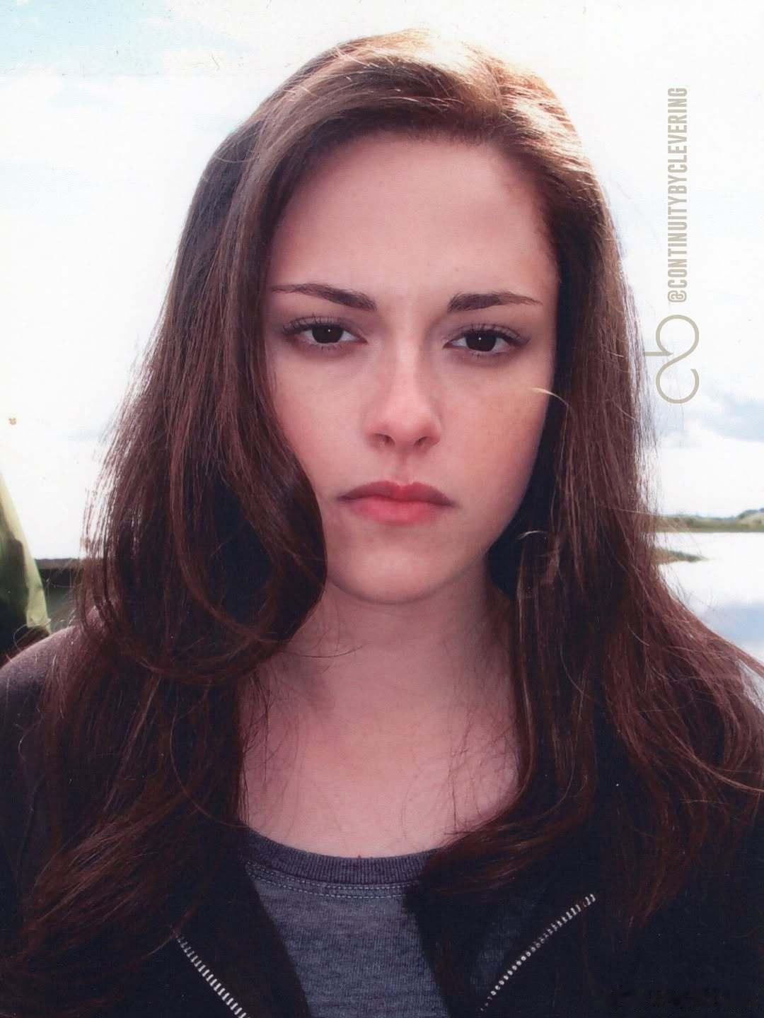 更多KristenStewart克里斯汀斯图尔特15+年前在《暮光之城：月食》