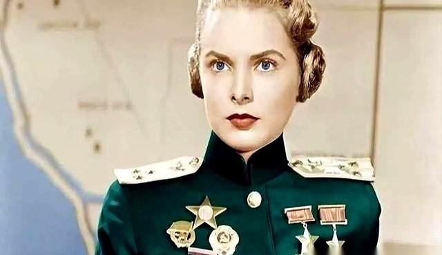 有时候你不得不佩服，当一个国家被逼到墙角，能想出多硬核的办法。二战打完，苏联男人