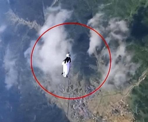 “不作死就不会死”！2020年，一个妙龄女子的尸体，6天后才被发现，发现时大部分