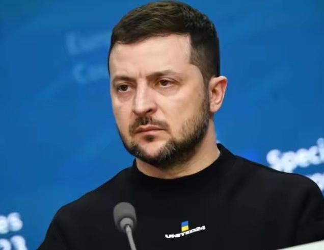 泽连斯基向全世界表明了自己的态度：乌克兰可以向俄罗斯投降，甚至乌克兰也可以不加入