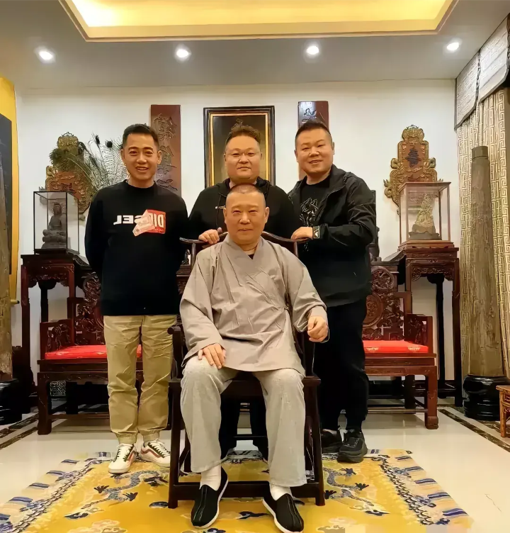 郭德纲这个时候是何等的风光