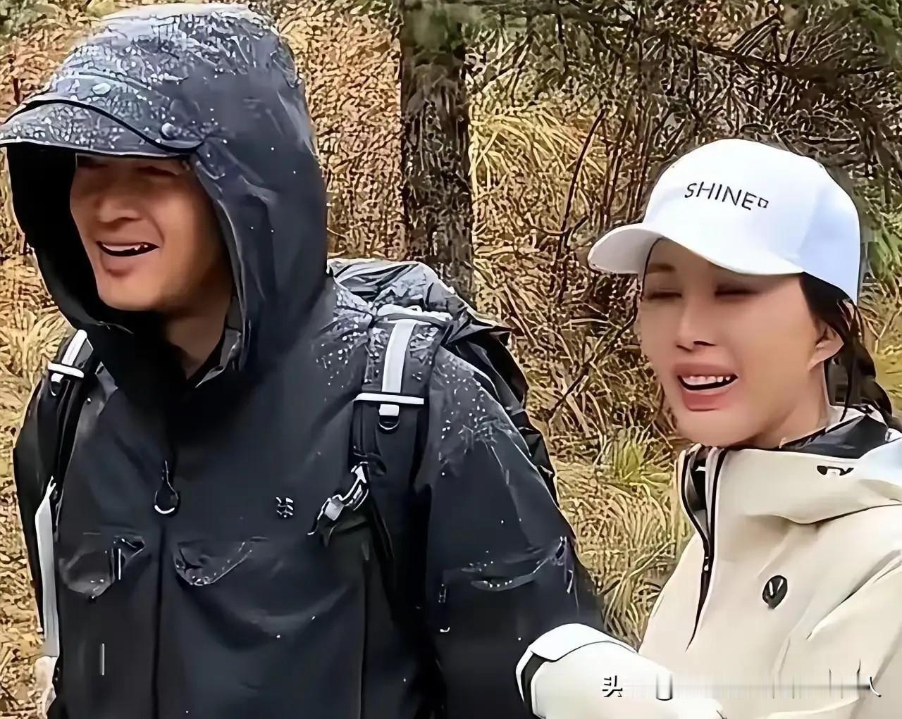 看到田朴珺和胡歌的互动，我觉得这“边界感”确实得好好说道说道！在节目里，她那