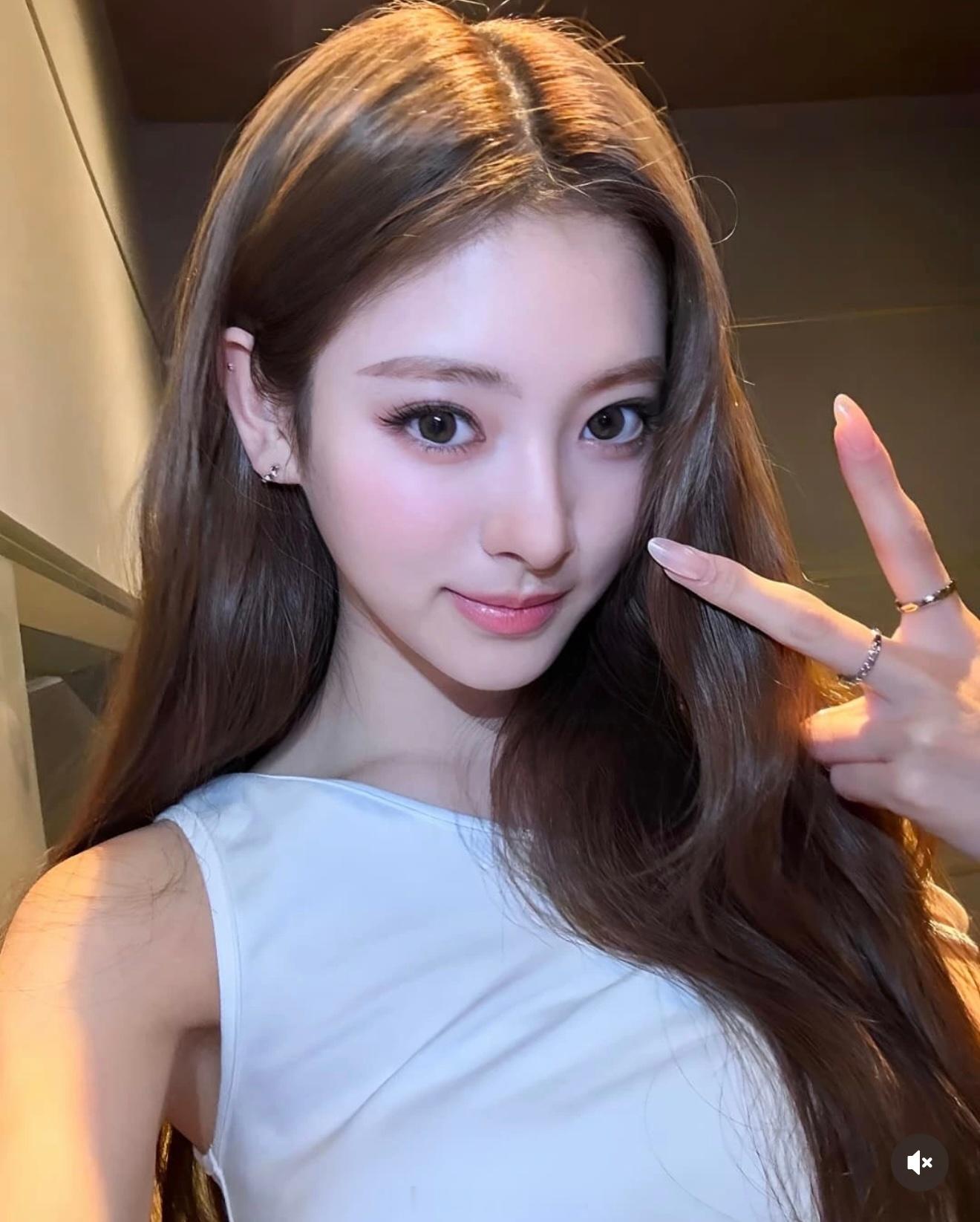 annaanna这樱花🌸妹化的妆容挺适合女生们日常妆容的​​​