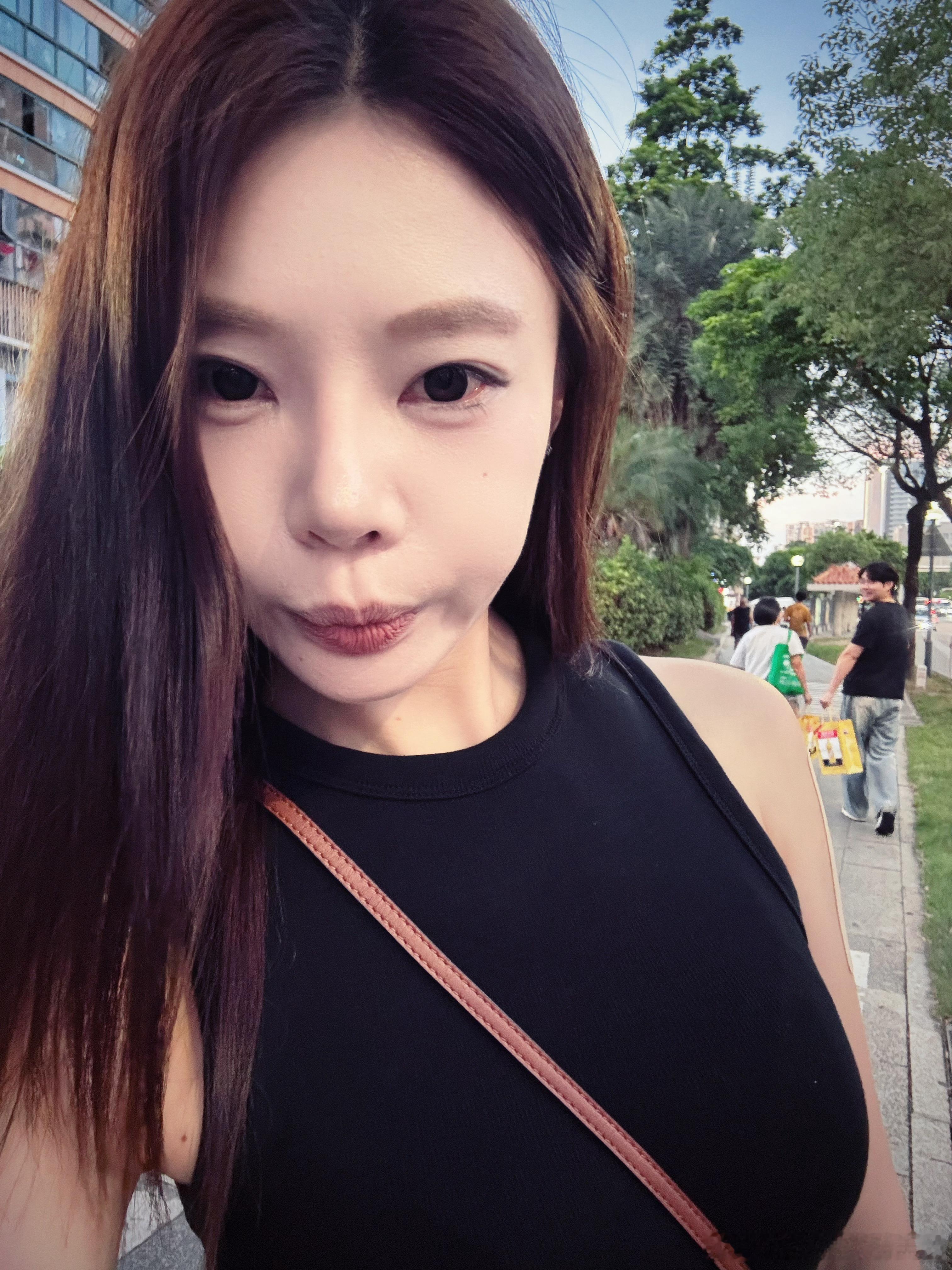领导请吃烤全羊说喝茅台茅台就茅台怎么还王子？😭​​​