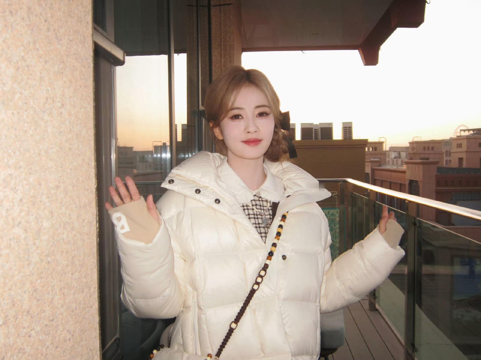 好漂亮的白鹿期待今晚奔跑吧～跨年注意保暖！！！