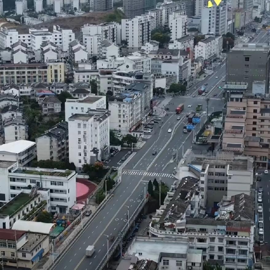 我除了娘家还有五个家，我和老公结婚和公婆住一起，公婆过世那个房子完完全全属于我的