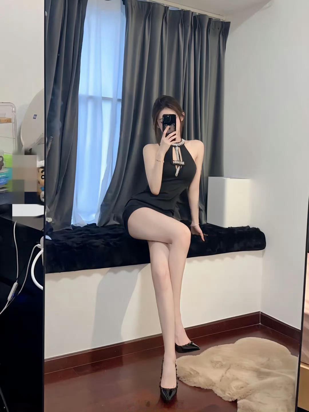 我怀疑男生都喜欢这种风格😕​​​