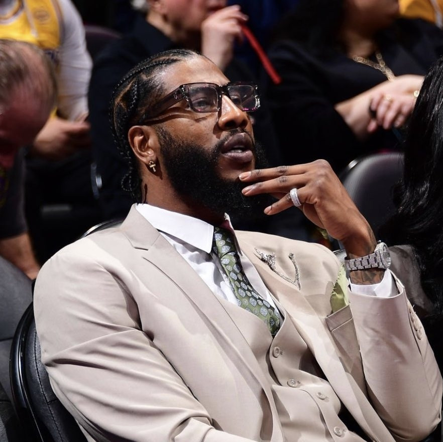 勒布朗的统治力究竟有多强？伊曼·香珀特也到场观战，他▪️在勒布朗第二次获得MVP