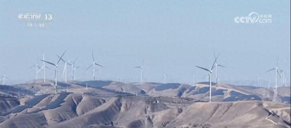 中东这场战争推高了油价，搅乱了市场，大多数国家都是纯输。但中国是少有的“有得有失