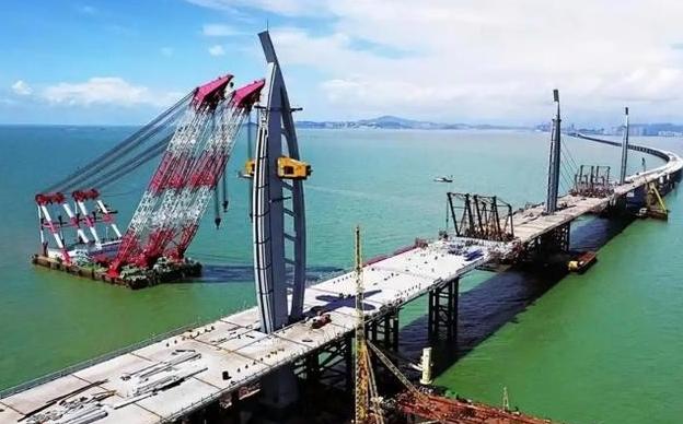 算计过头的，终会被时代抛下。越南，用23年的固执，给全球上了一堂最痛的基建课