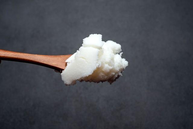 研究发现：不碰甜食和猪油的人，甘油三酯就降低了？真的吗有人做过一段时间尝试，