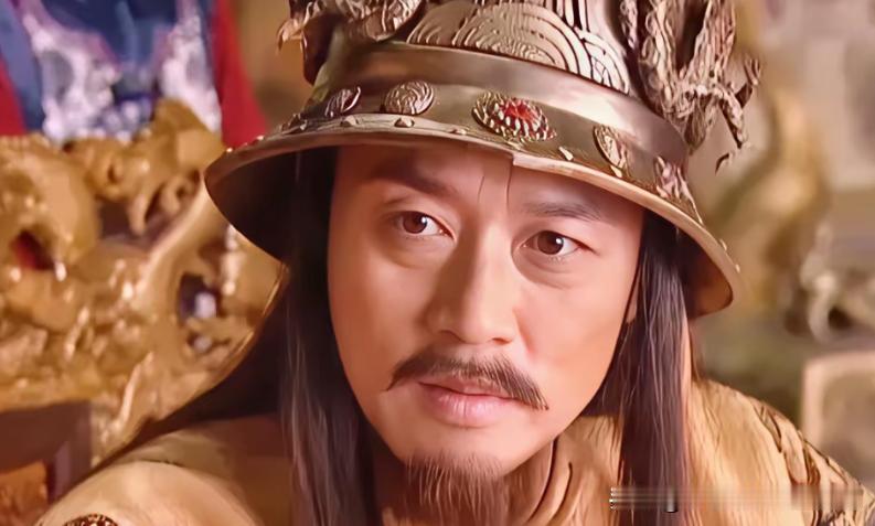 杨秀清斗不过洪秀全，一个重要的原因就在于亲族力量太薄弱，几乎没有。自古以来，