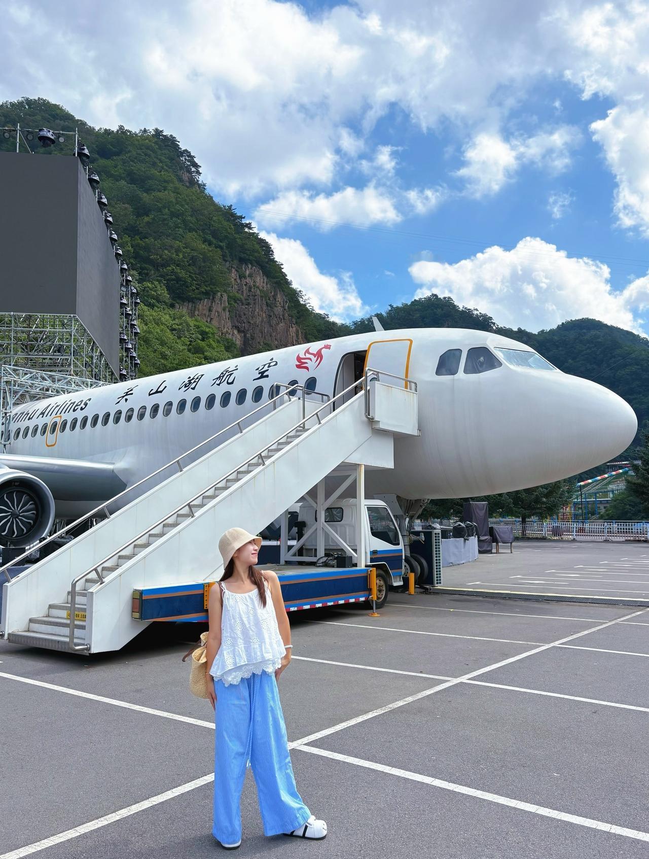 避开人潮，沈阳周边景美的宝藏地——关山湖！这里满眼翠绿和治愈系山水，一天根