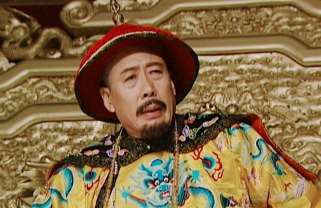 1678年，康熙皇帝下旨处死吴三桂的所有孙子，包括建宁公主的儿子。建宁公主吓坏了