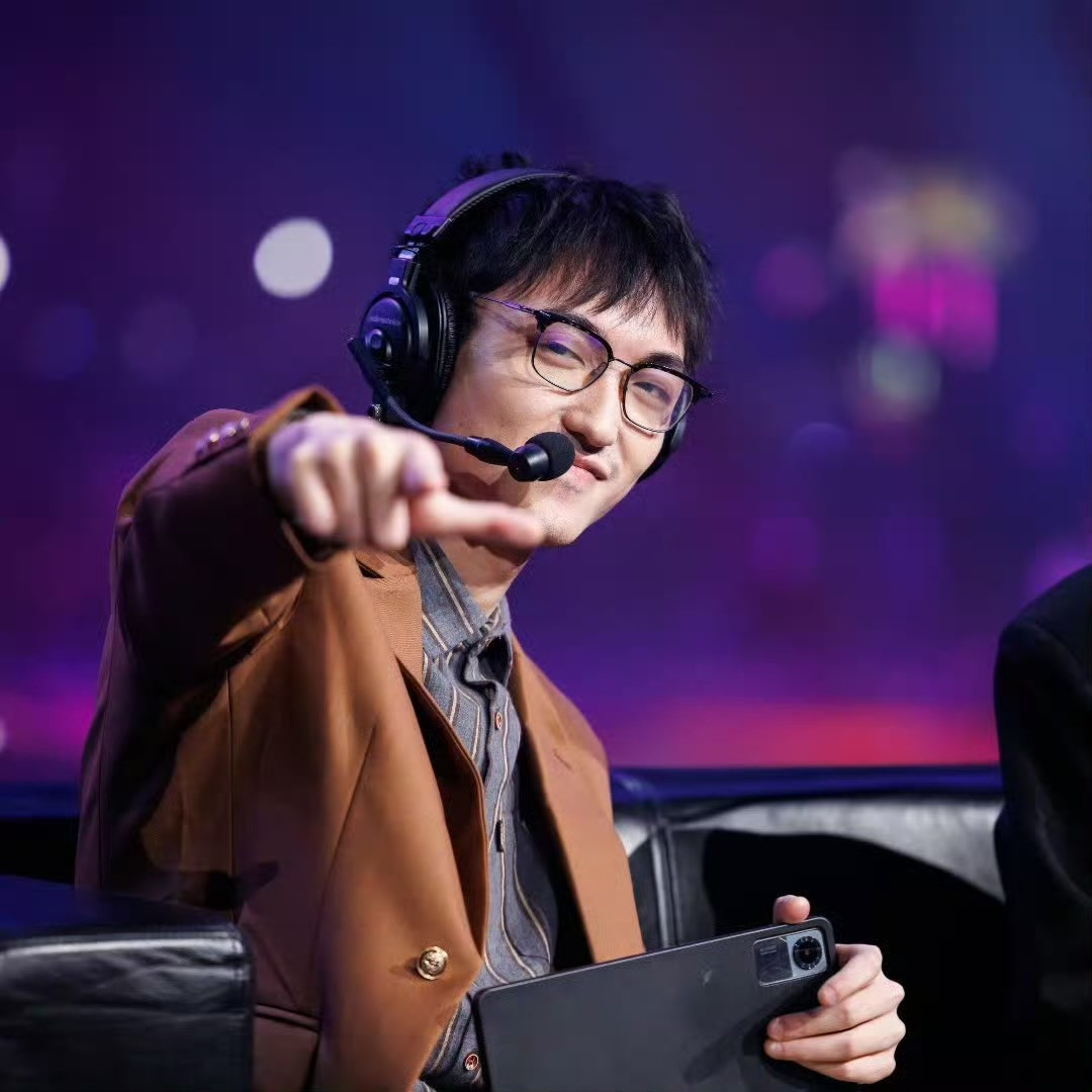 解说怀南分析8.21登峰组赛果影响: JDG获胜则AL锁定第二